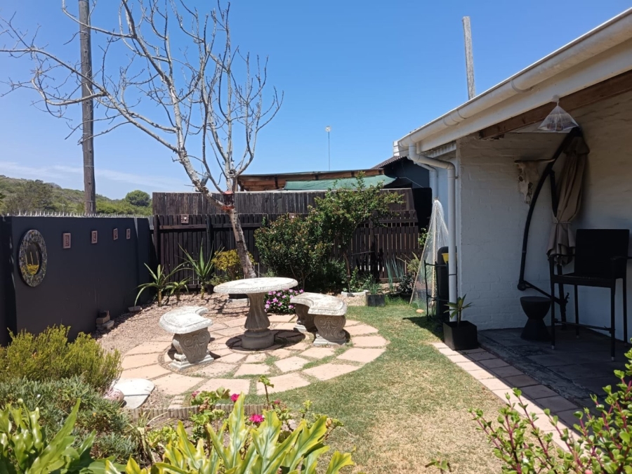 2 Bedroom Property for Sale in Kleinkrantz Western Cape